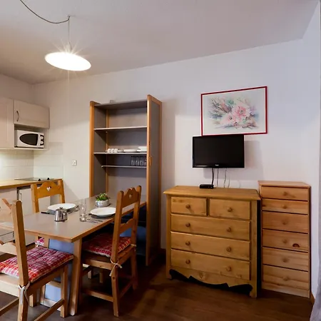 Cosy Avec Balcon Et Wifi A - Fr-1-512-184 Brides-les-Bains