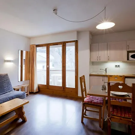 Apartment Equipe Avec Balcon, Wifi Et Animaux Admis - Fr-1-512-184 *